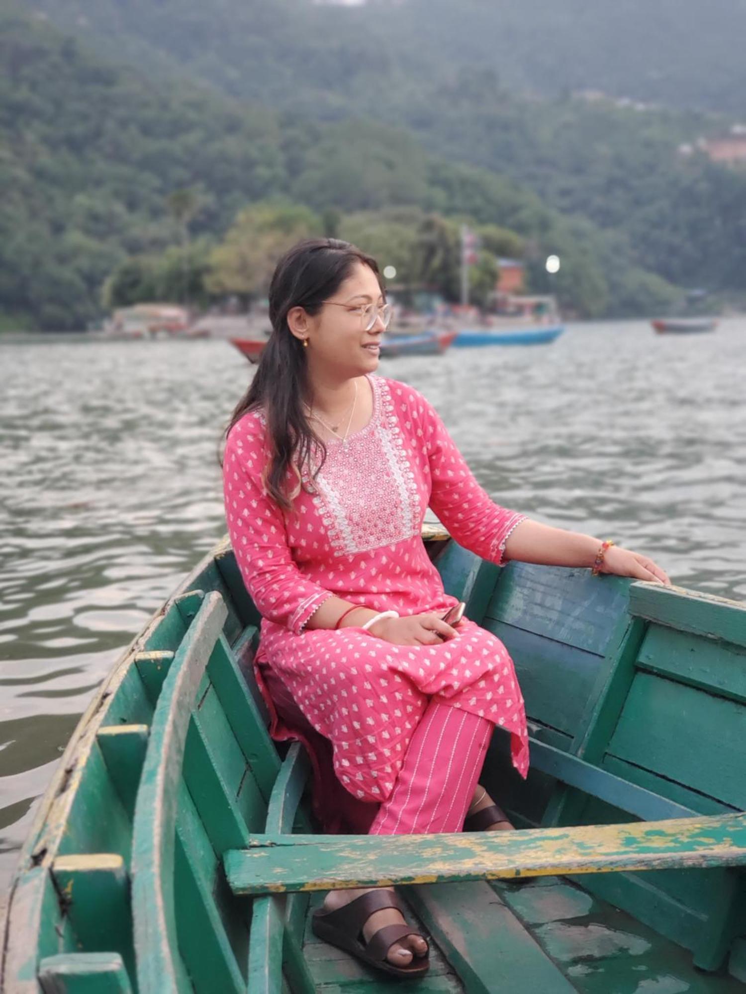Hotel Waterside Pokhara Exterior photo