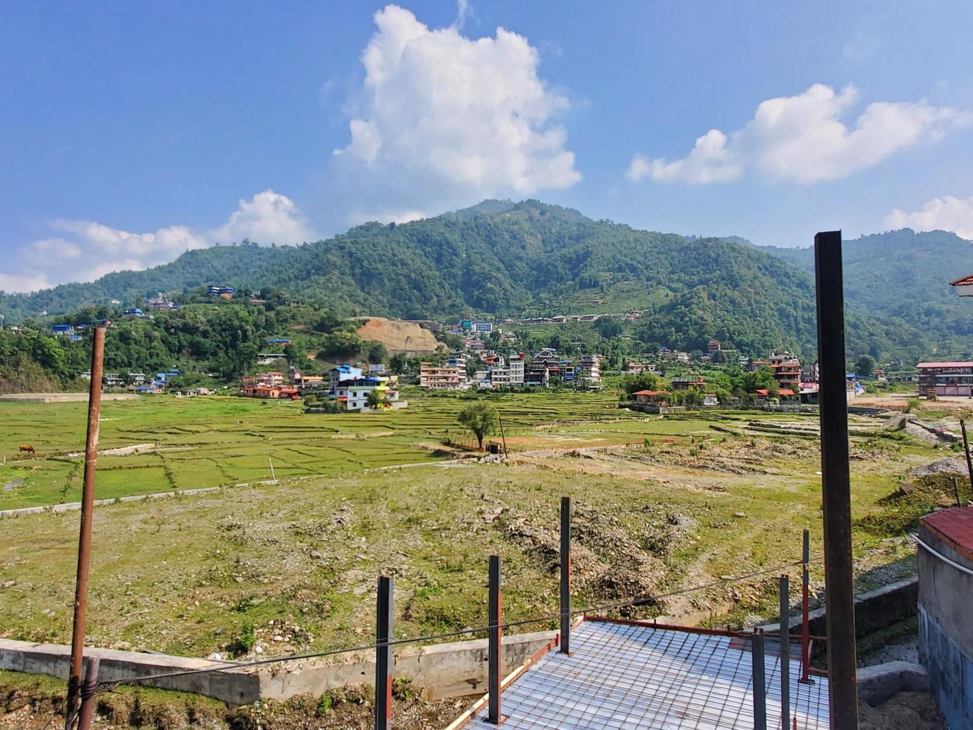 Hotel Waterside Pokhara Exterior photo